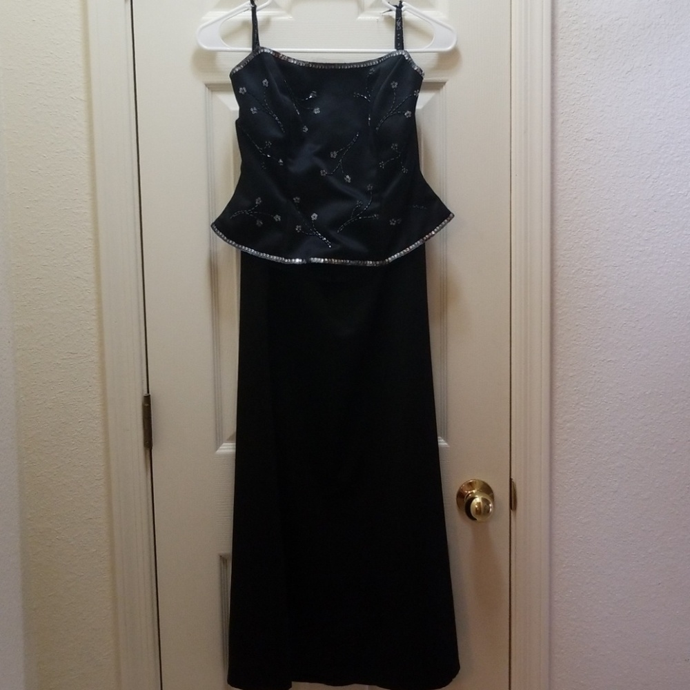 Niki Livas 2 piece formal black dress